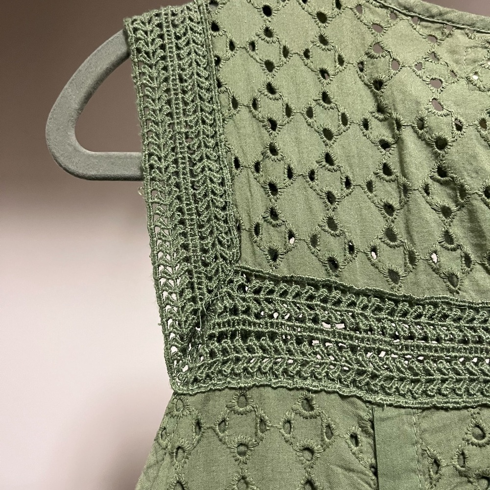 Gap Women's Size Small Green Eyelet Shift Pattern Dress With Pockets - Picture 8 of 12